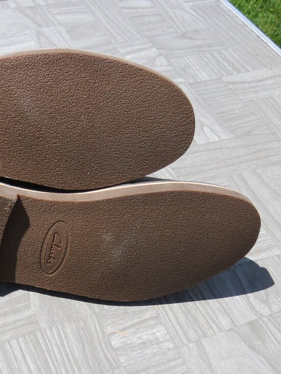 15522 Clark\'s Bushacre excellent condition men\'s size 9.5